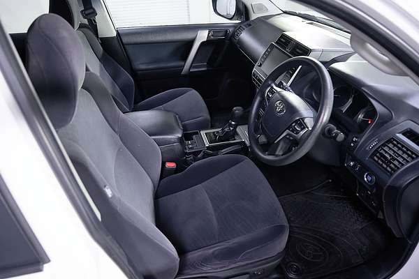 2022 Toyota Landcruiser Prado GX GDJ150R