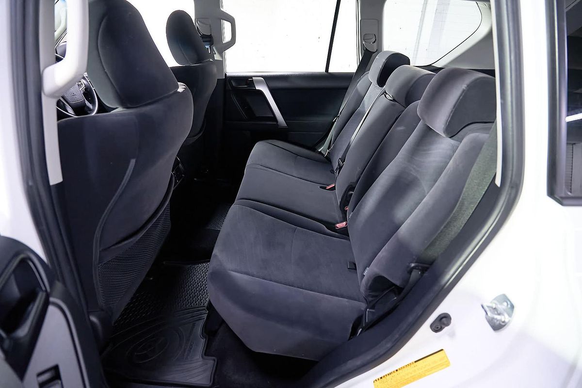 2022 Toyota Landcruiser Prado GX GDJ150R