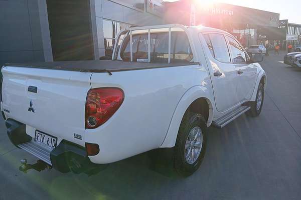 2013 Mitsubishi Triton GLX MN 4X4