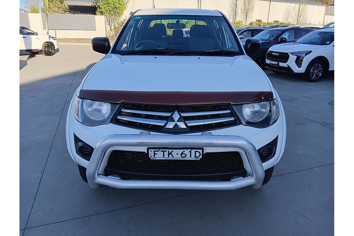 2013 Mitsubishi Triton GLX MN 4X4