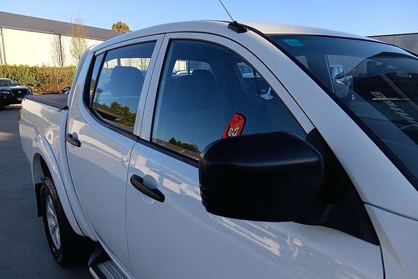 2013 Mitsubishi Triton GLX MN 4X4