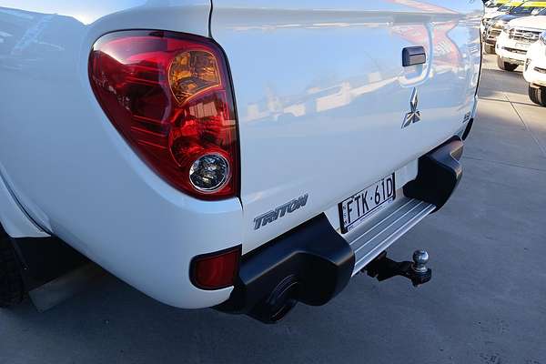 2013 Mitsubishi Triton GLX MN 4X4