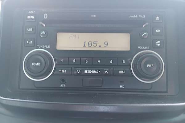 2013 Mitsubishi Triton GLX MN 4X4