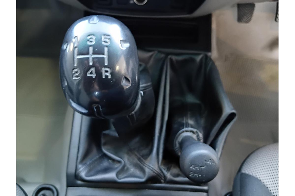 2013 Mitsubishi Triton GLX MN 4X4