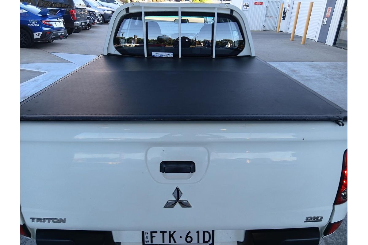 2013 Mitsubishi Triton GLX MN 4X4