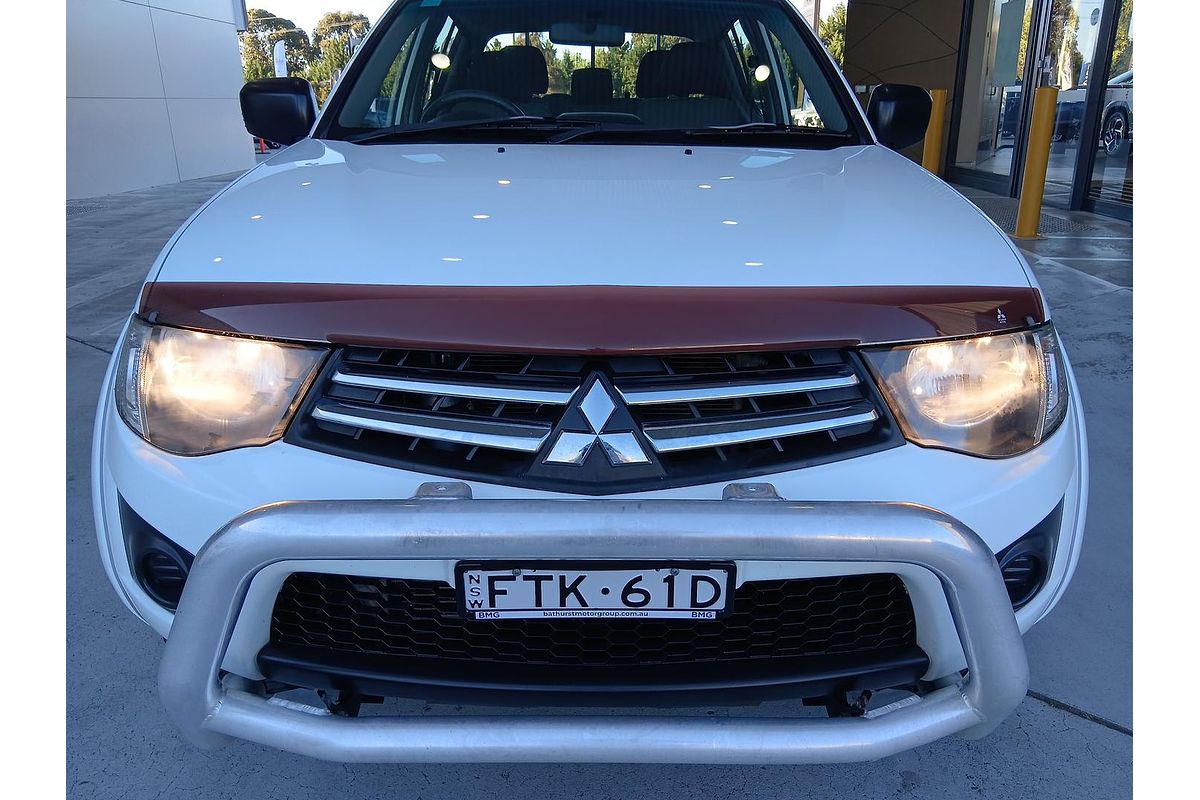 2013 Mitsubishi Triton GLX MN 4X4