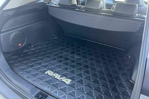 2022 Toyota RAV4 Cruiser AXAH52R