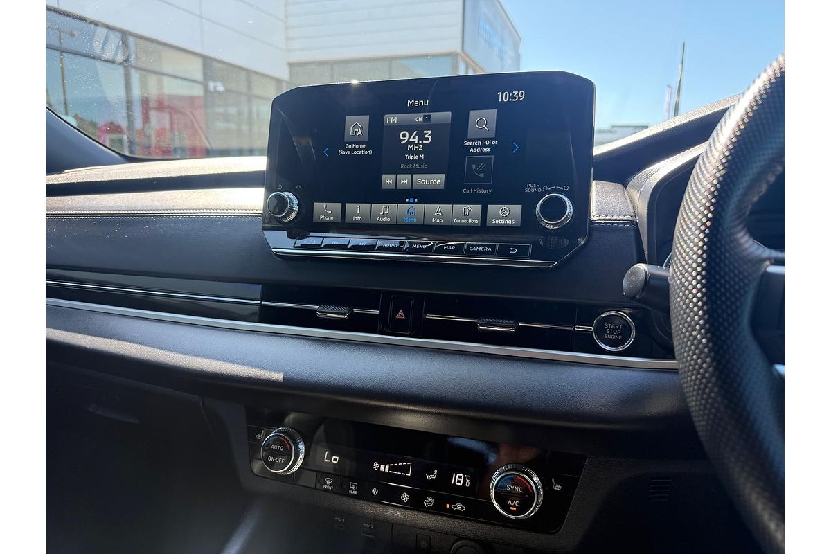 2024 Mitsubishi Outlander Black Edition ZM
