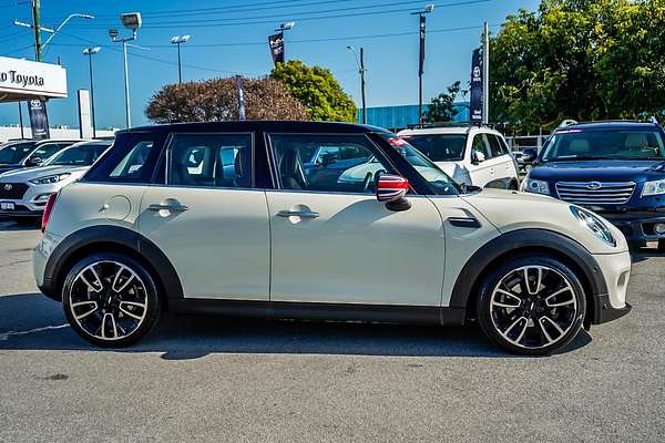 2020 MINI Hatch Cooper F55 LCI