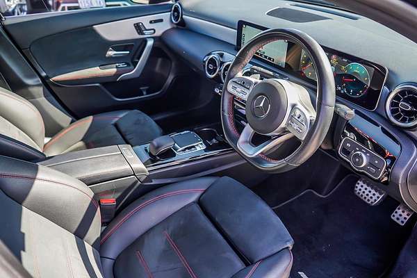 2019 Mercedes-Benz A-Class A180 V177