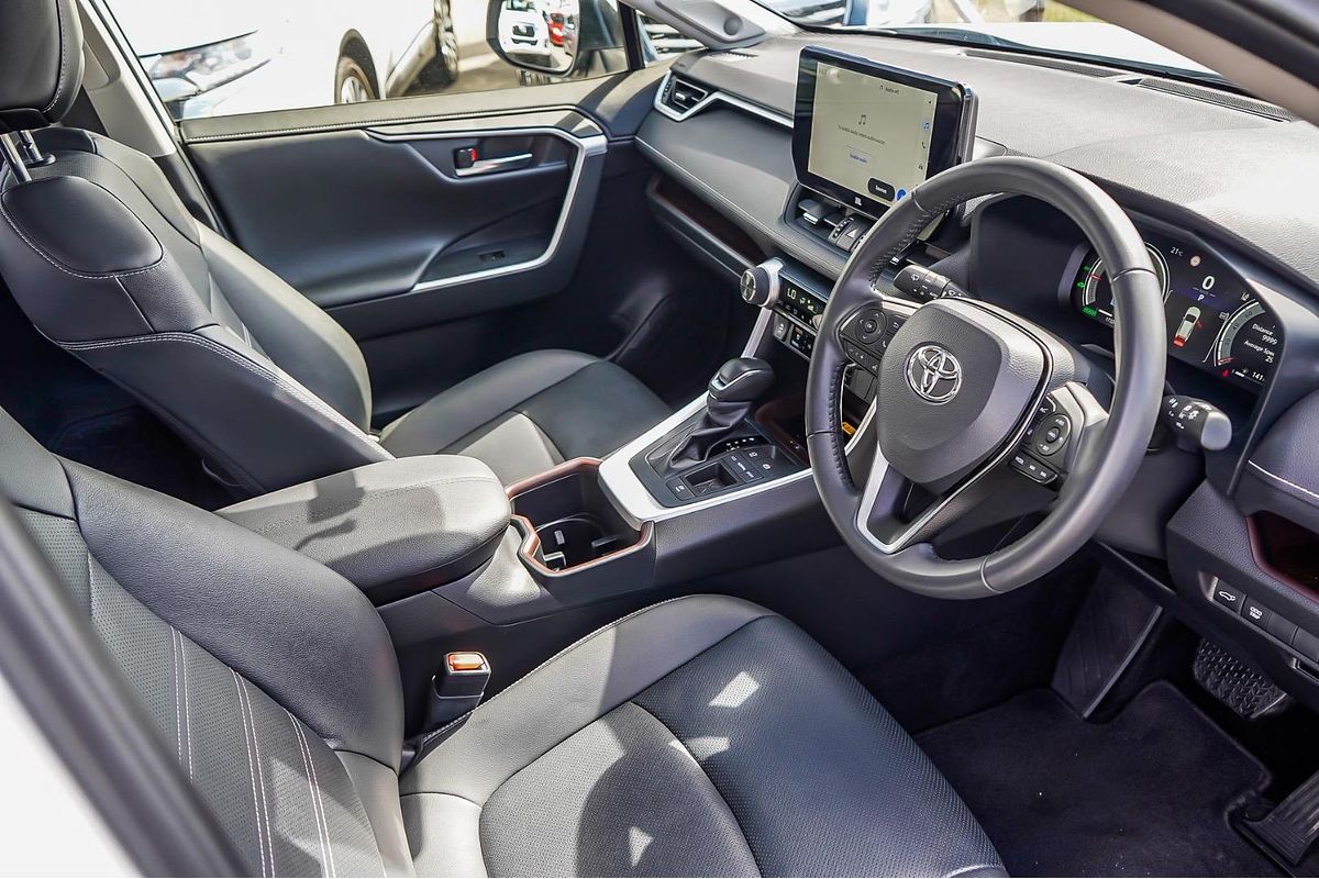 2024 Toyota RAV4 Cruiser AXAH52R