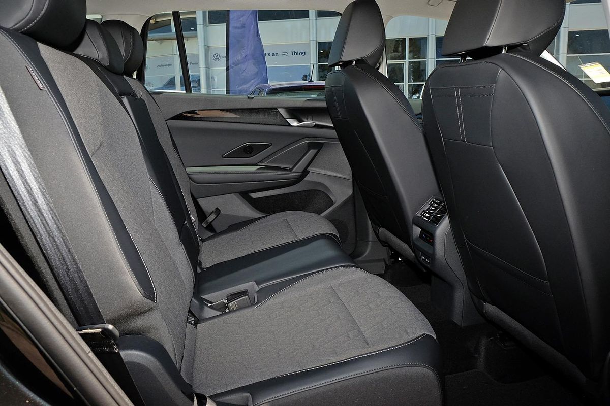 2025 Volkswagen Tayron 110TSI Life R4