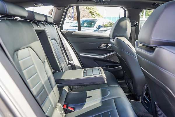 2021 BMW 3 Series 330i M Sport G21