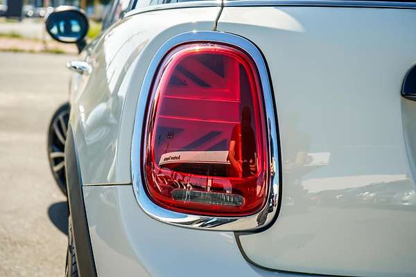 2020 MINI Hatch Cooper F55 LCI