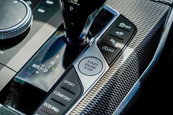 2021 BMW 3 Series 330i M Sport G21