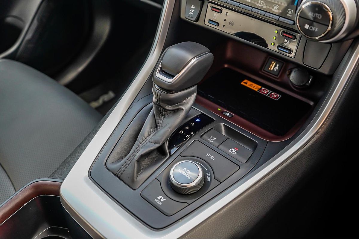 2024 Toyota RAV4 Cruiser AXAH54R