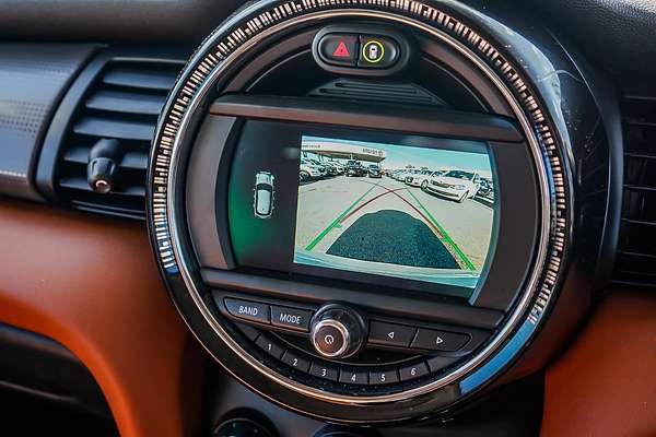 2020 MINI Hatch Cooper F55 LCI