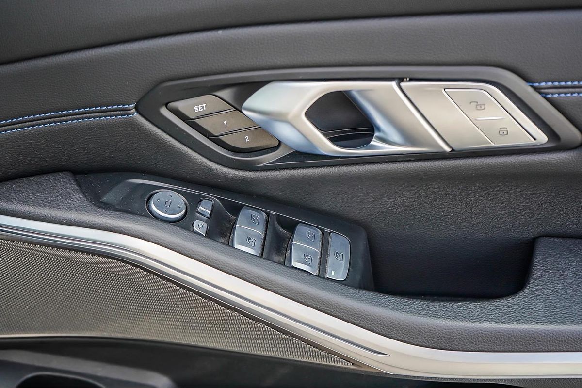 2021 BMW 3 Series 330i M Sport G21