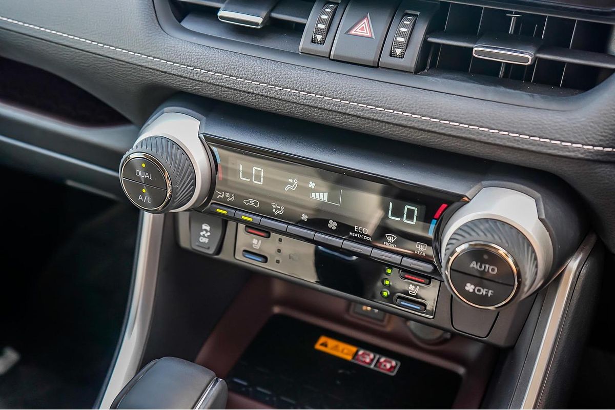 2024 Toyota RAV4 Cruiser AXAH54R