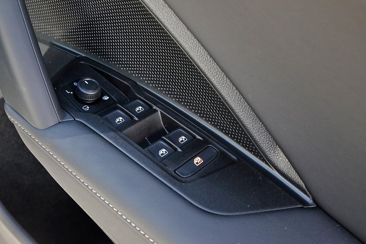 2025 Volkswagen Tayron 110TSI Life R4