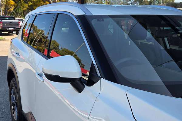2025 Nissan X-TRAIL ST T33