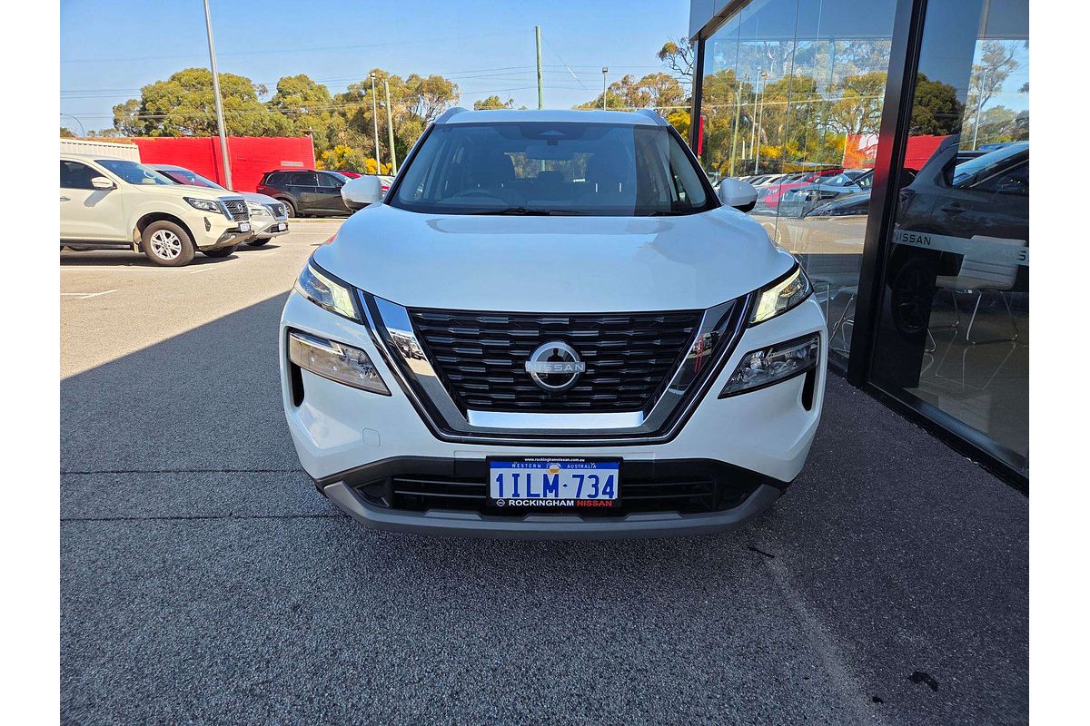2025 Nissan X-TRAIL ST T33