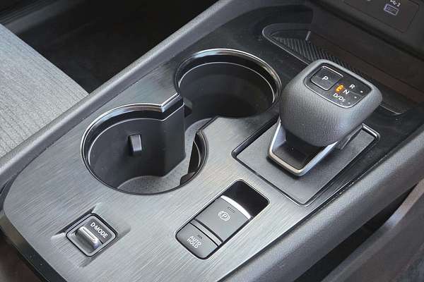 2025 Nissan X-TRAIL ST T33