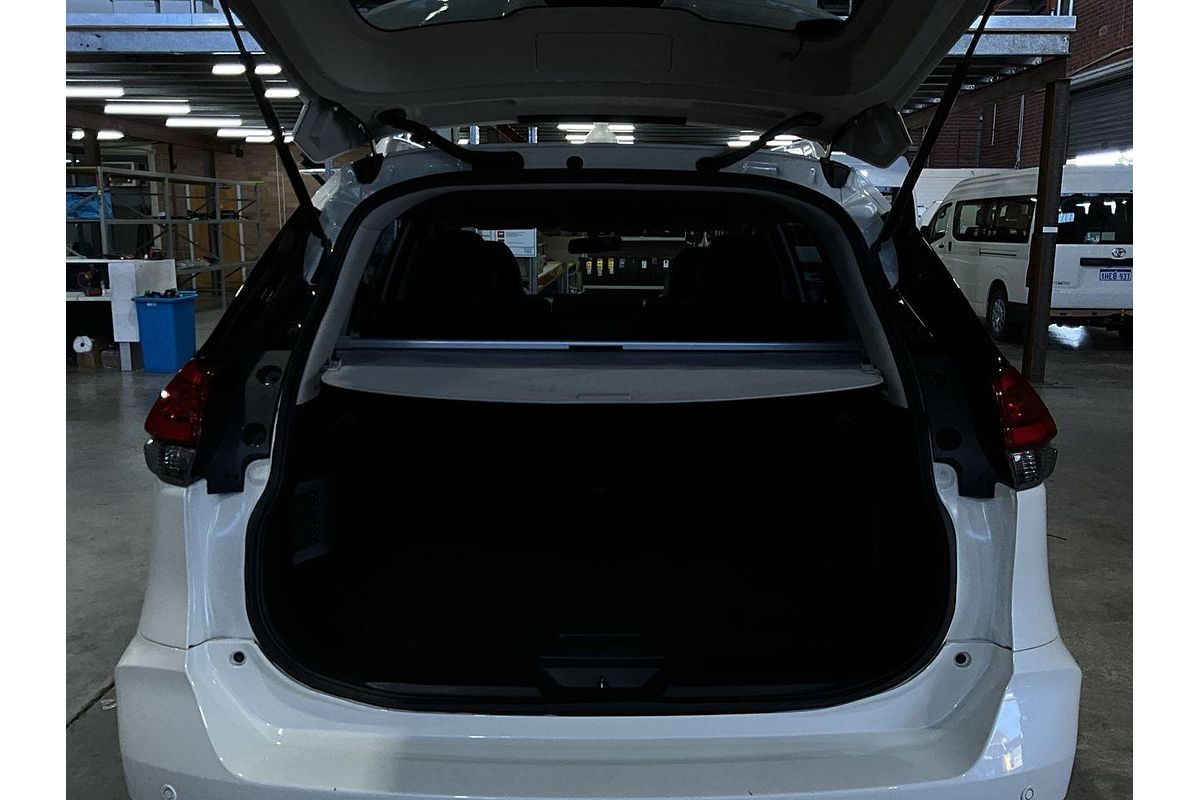 2022 Nissan X-TRAIL ST-L T32