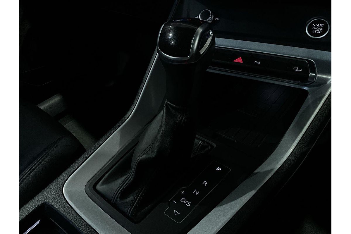 2023 Audi Q3 35 TFSI S line F3