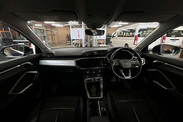 2023 Audi Q3 35 TFSI S line F3