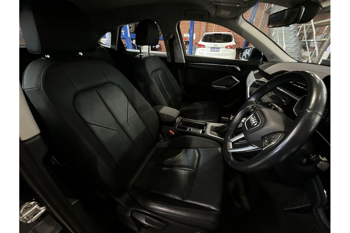 2023 Audi Q3 35 TFSI S line F3