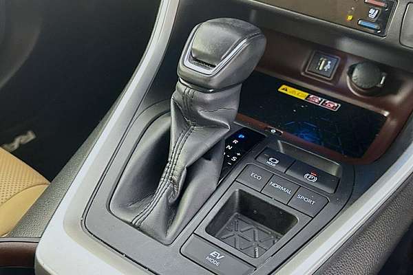 2024 Toyota RAV4 Cruiser AXAH52R