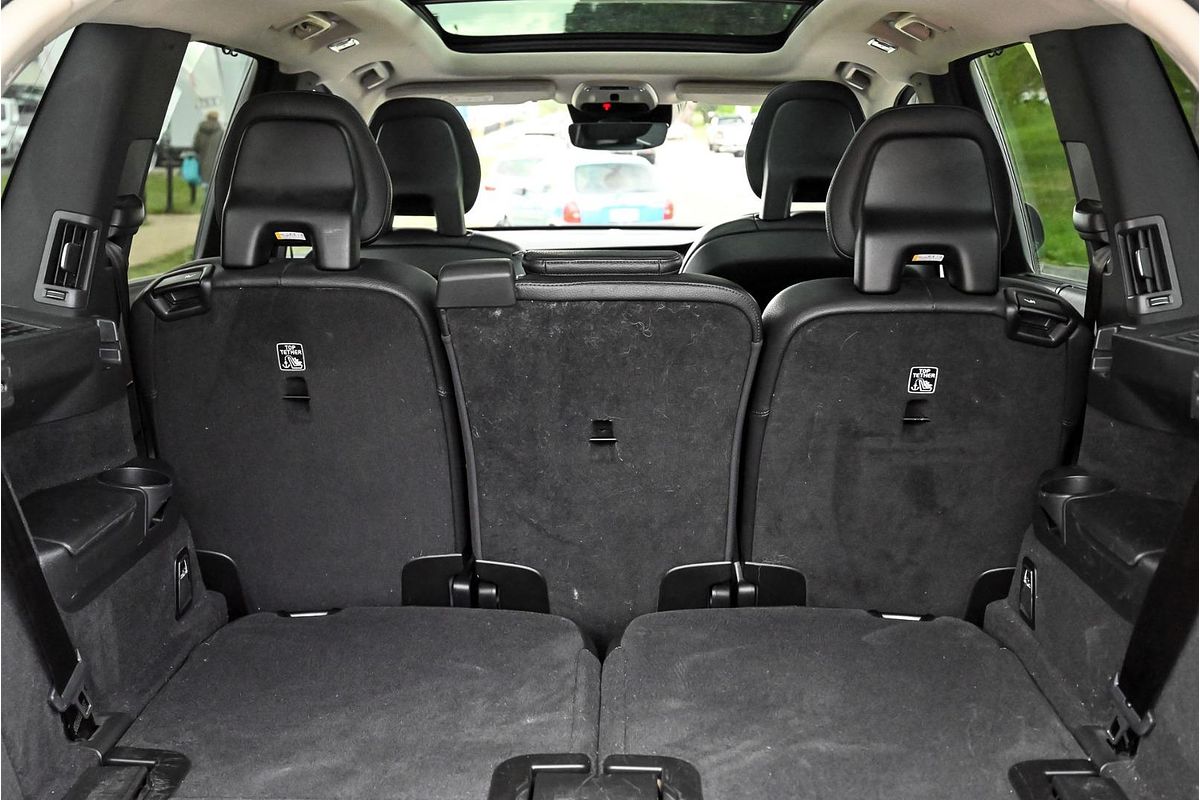 2020 Volvo XC90 T6 Momentum