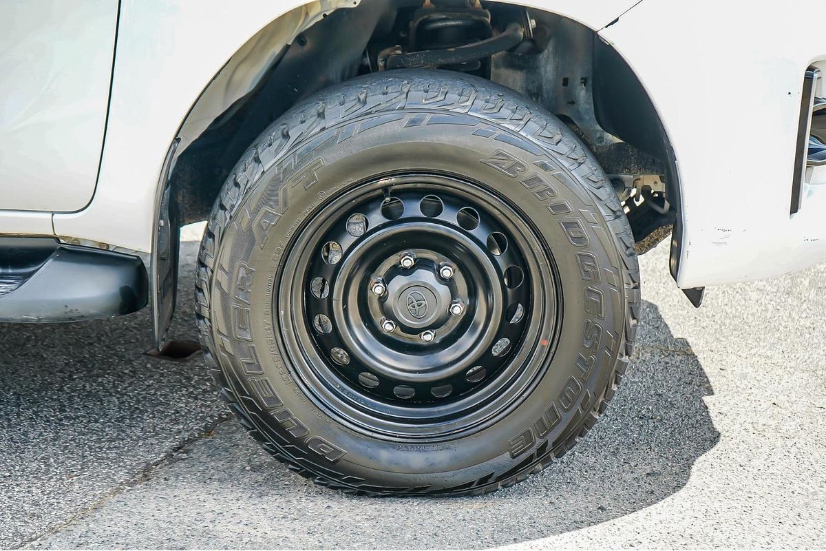 2018 Toyota Hilux SR GUN126R 4X4