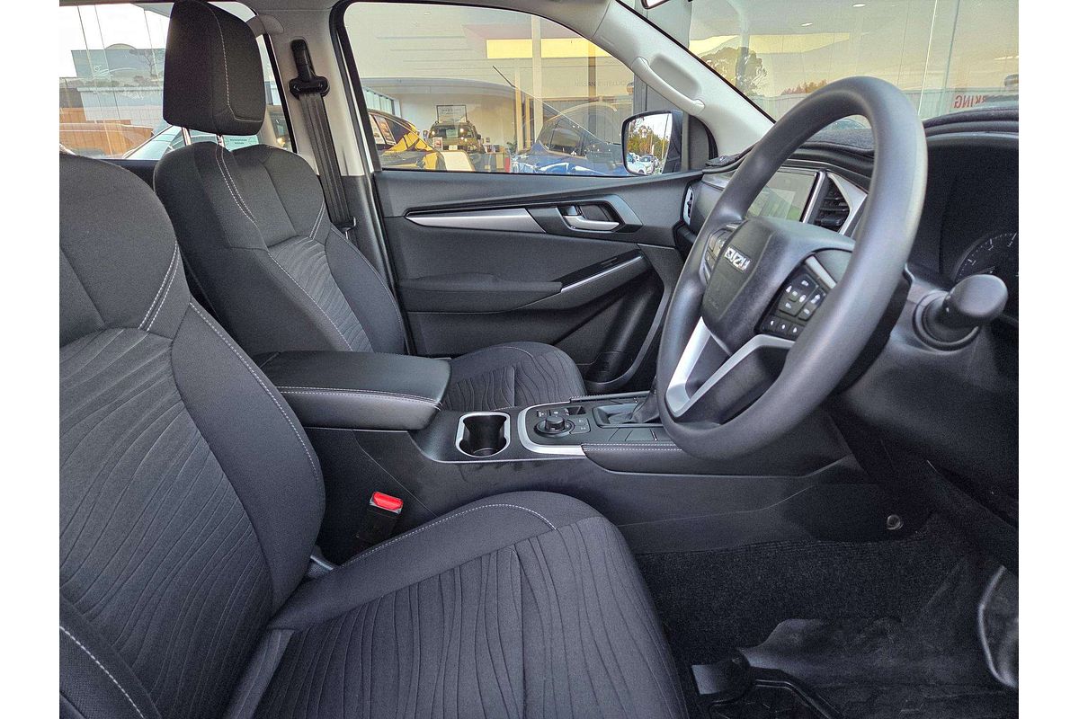 2024 Isuzu MU-X LS-M