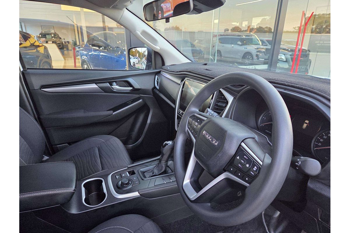 2024 Isuzu MU-X LS-M