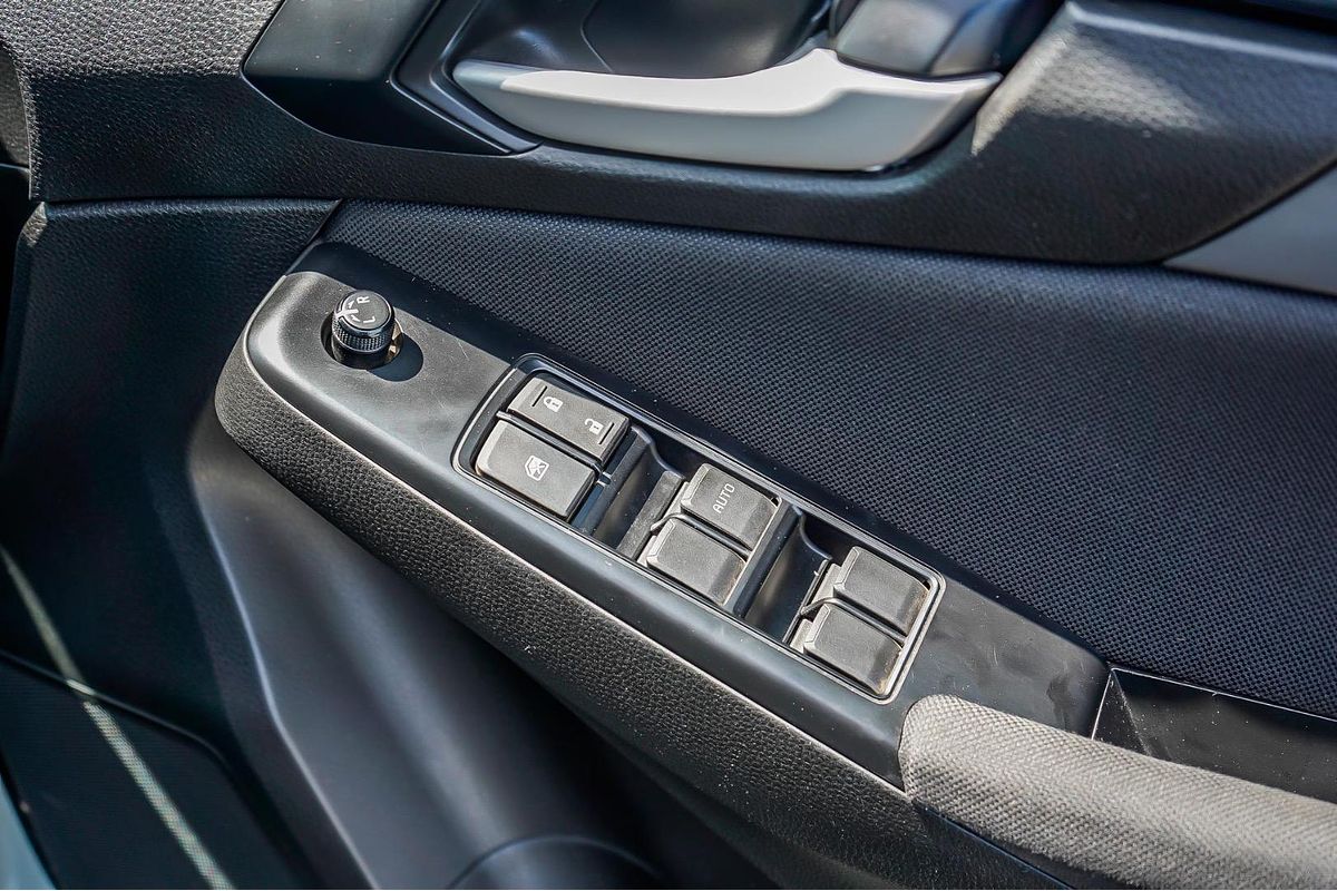 2022 Isuzu MU-X LS-M