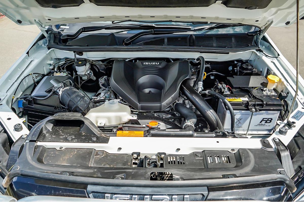 2022 Isuzu MU-X LS-M