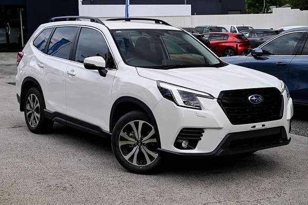 2023 Subaru Forester 2.5i Premium S5