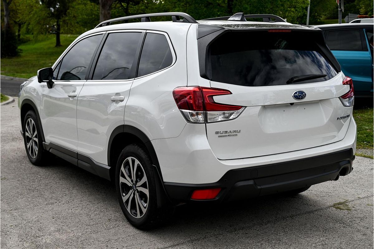 2023 Subaru Forester 2.5i Premium S5