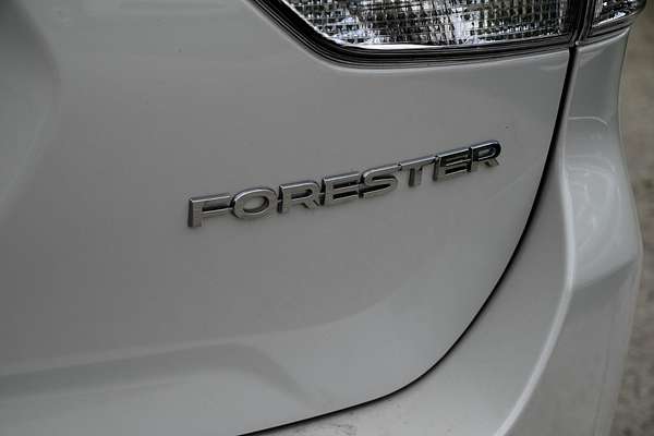 2023 Subaru Forester 2.5i Premium S5