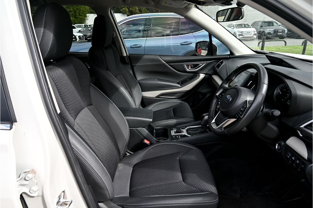 2023 Subaru Forester 2.5i Premium S5