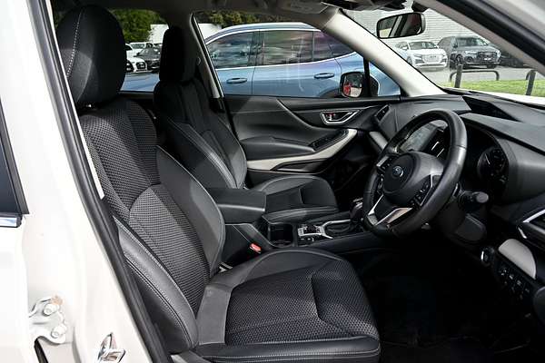 2023 Subaru Forester 2.5i Premium S5