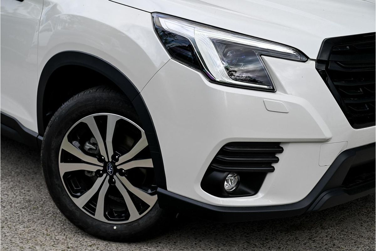 2023 Subaru Forester 2.5i Premium S5
