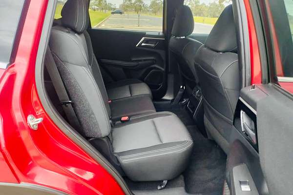 2024 Mitsubishi Outlander LS ZM