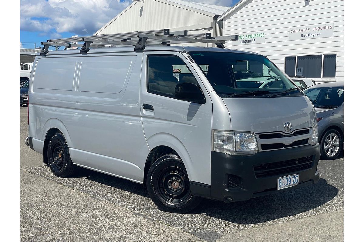 2011 Toyota Hiace TRH201R LWB