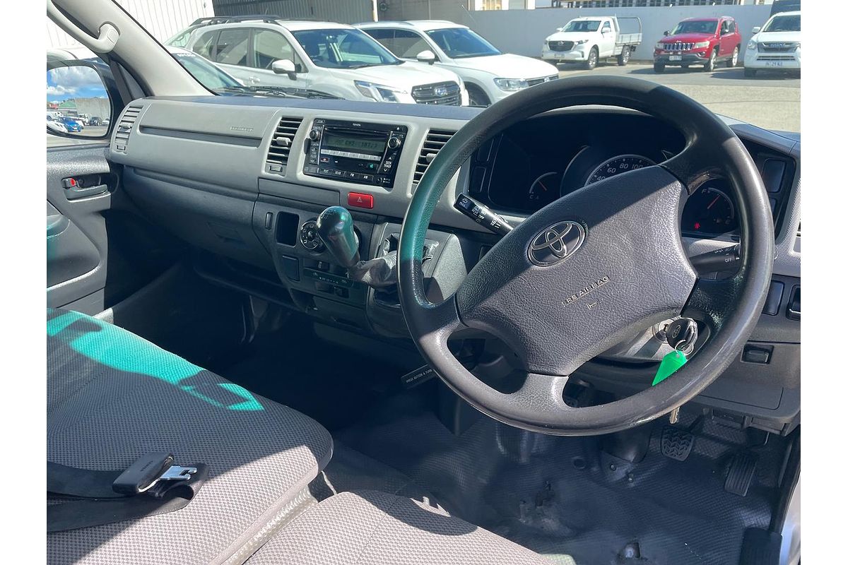 2011 Toyota Hiace TRH201R LWB