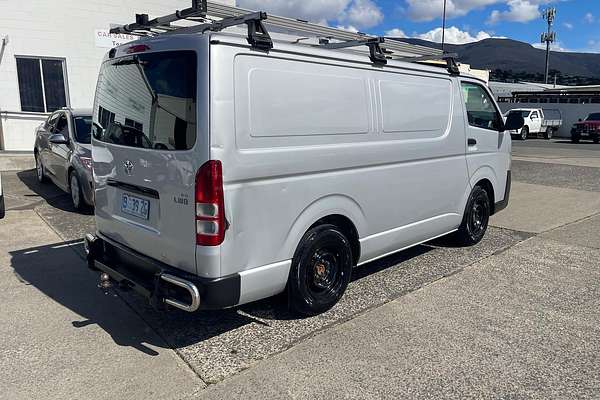 2011 Toyota Hiace TRH201R LWB