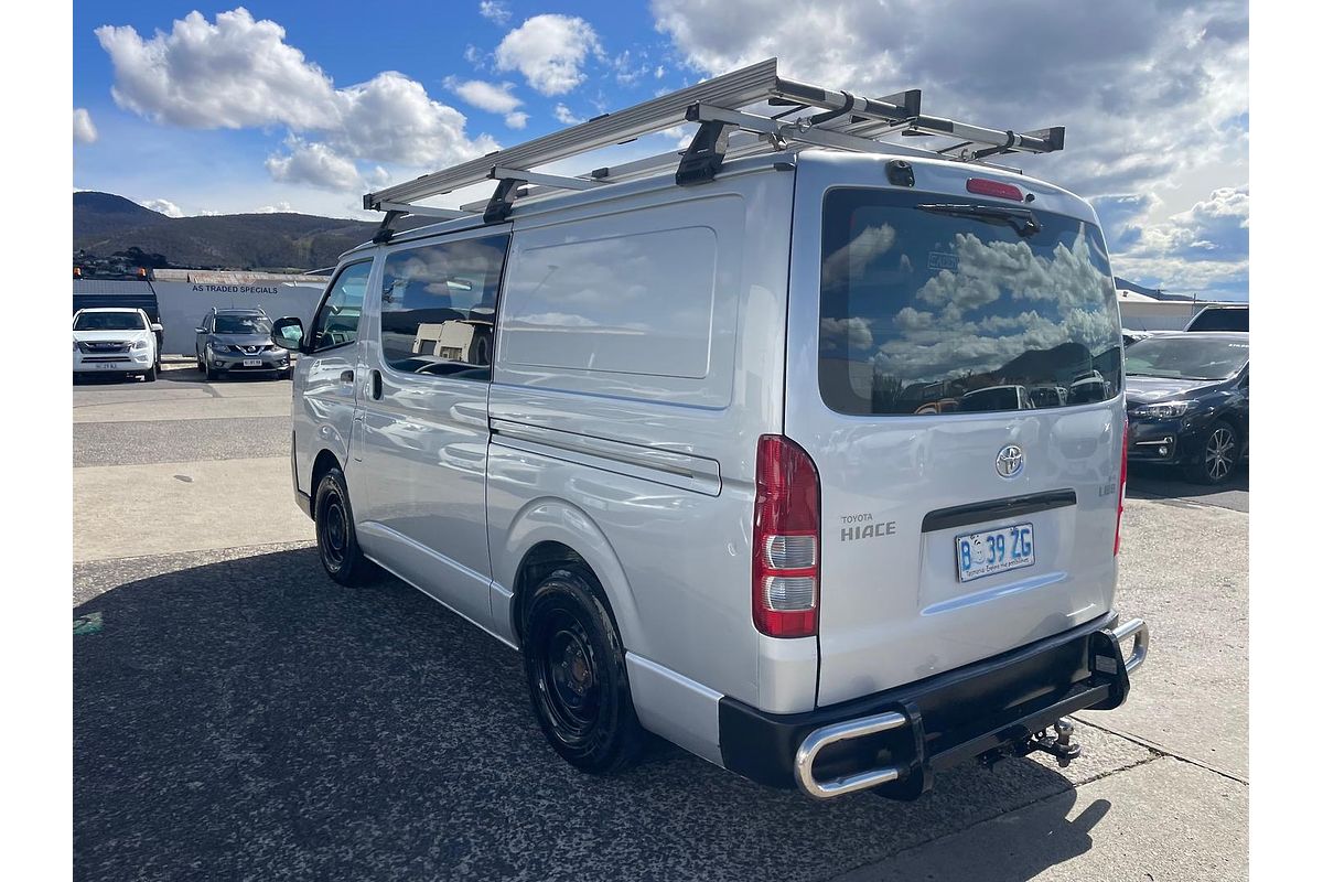 2011 Toyota Hiace TRH201R LWB