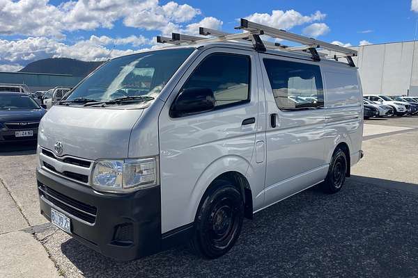 2011 Toyota Hiace TRH201R LWB